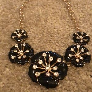 Forever 21 statement necklace